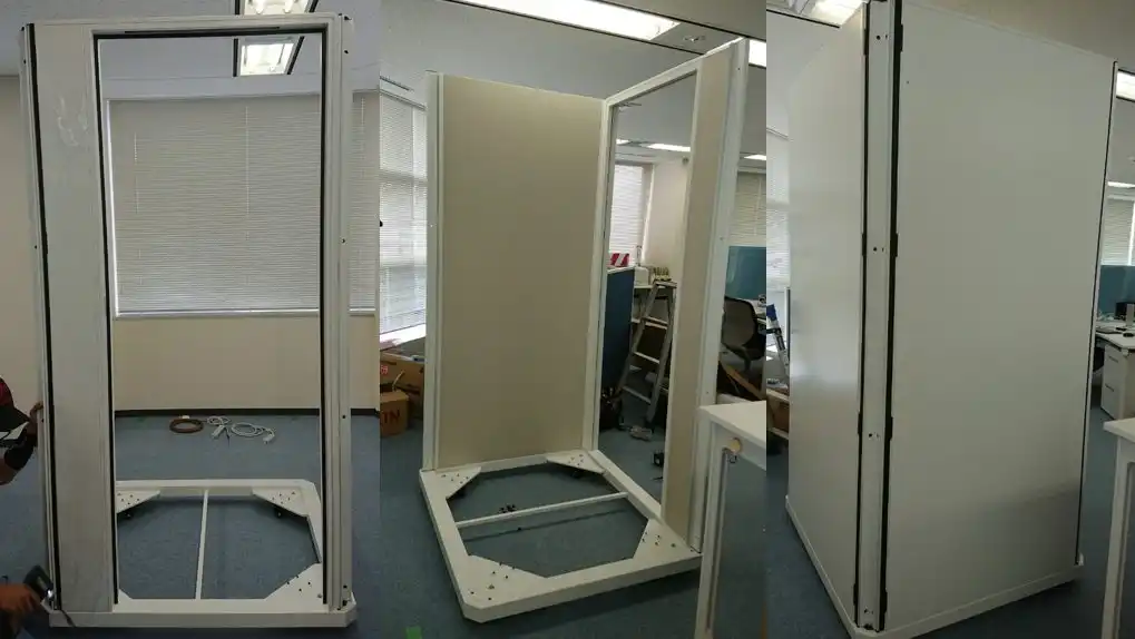 オフィス内装工事 テレキューブ設置施工状況の写真