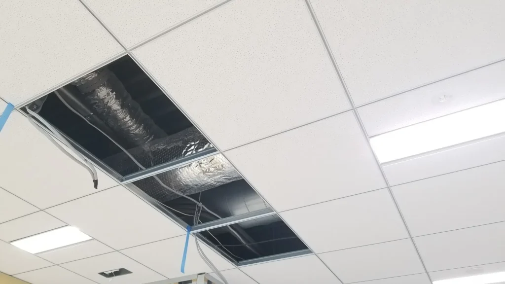 オフィスの天井の種類を解説　～快適なオフィスの天井とは？～